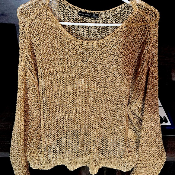 Black Tape chain link style sweater. - Picture 1 of 2